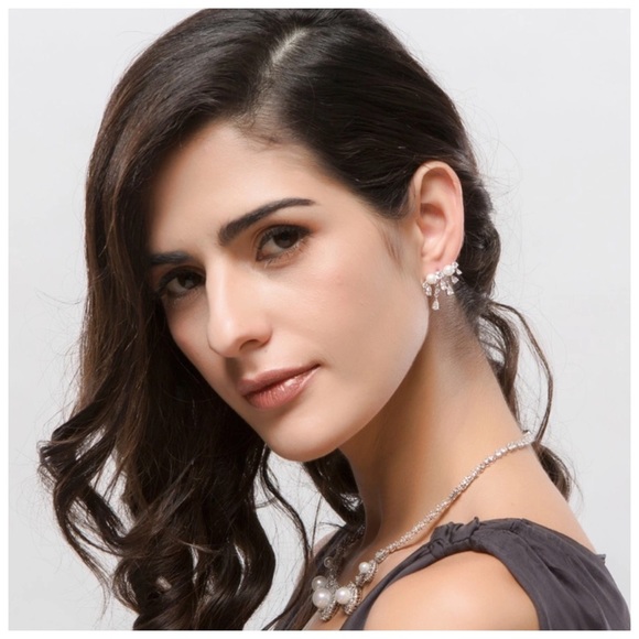 Swarovski Crystals The Labrenda Earrings - Picture 5 of 5